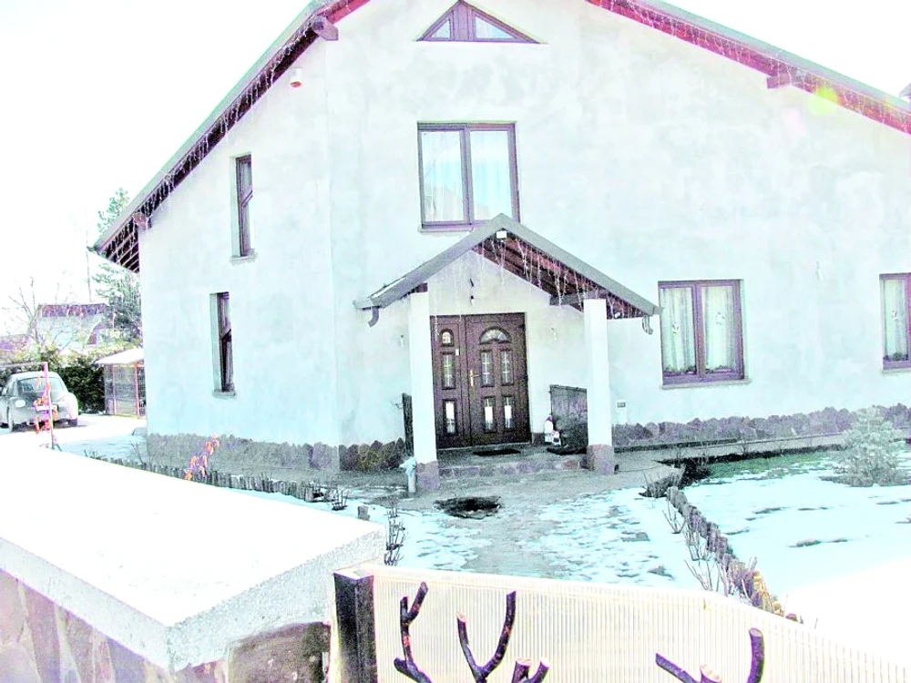 Casa din Rădăuţi a poliţistului de frontieră Dorel Chirilă are 190 mp  şi o valoare impozabilă  de 230.000 de lei