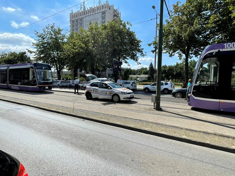 Incident într-un tramvai Bozankaya FOTO Tion.ro