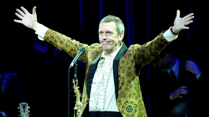 Hugh Laurie împlinește astăzi 67 de ani. 