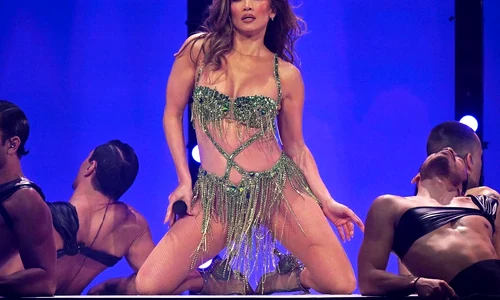 Jennifer Lopez concert decembrie 2025 Facebook Jennifer Lopez jpg