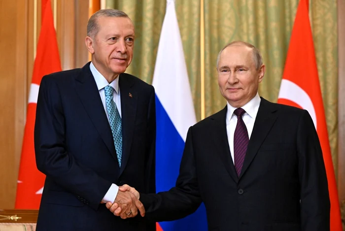 Putin și Erdogan în cadrul unei întrevederi la Soci FOTO EPA-EFE