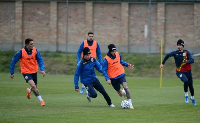 
    Naționala de tineret are parte de o vreme ploioasă și rece la BudapestaFOTO: frf.ro  