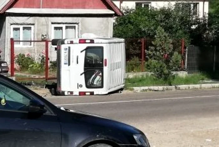 Microbuzul era înmatriculat în Italia Foto stiridebuzau.ro