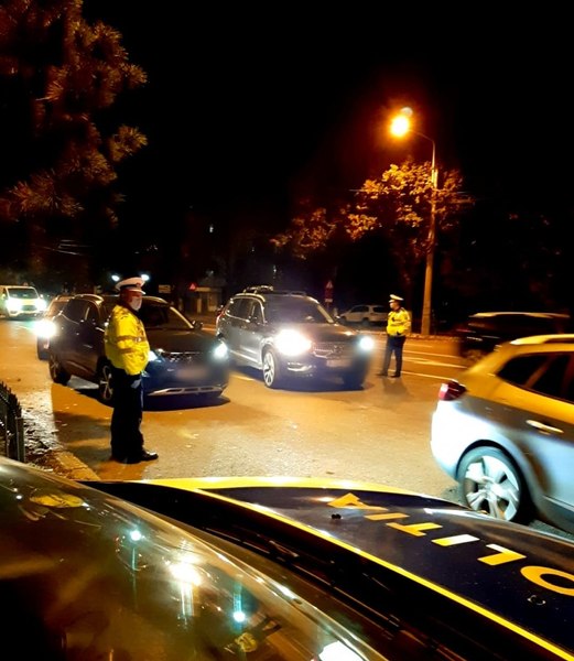 Cum a reușit un bărbat să comită trei infracțiuni rutiere în trei ore. A fost reținut, apoi pus sub control judiciar