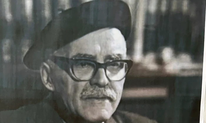 Afisul expozitiei jpg