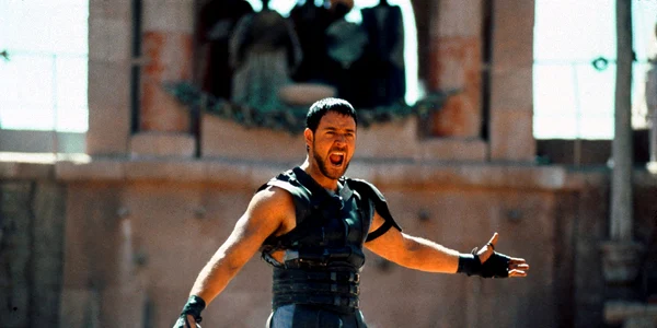 Russell Crowe, în „Gladiatorul”, în 2000 jpeg