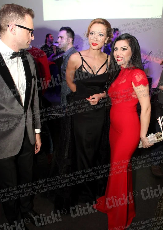 Iulia Vântur (foto: Sever Gheorghe)