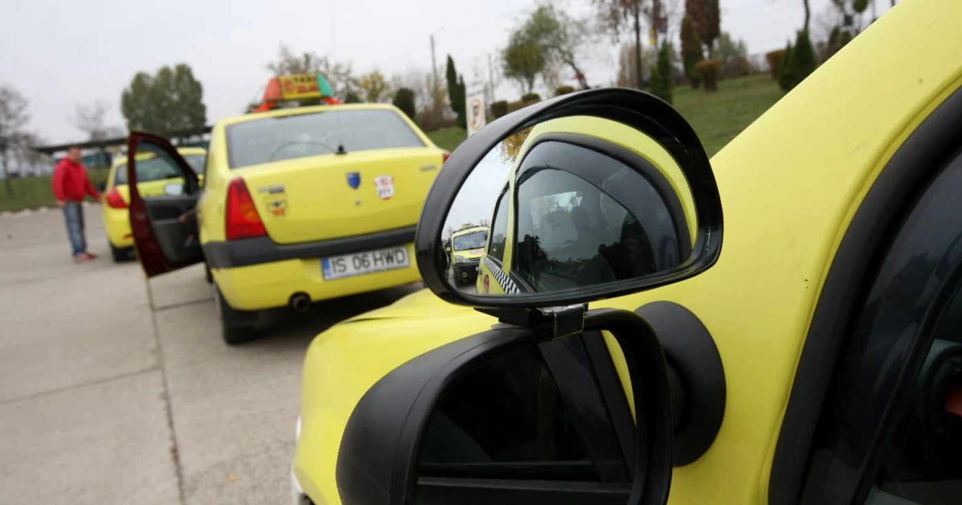 Unii taximetrişti nu-şi respectă clienţii