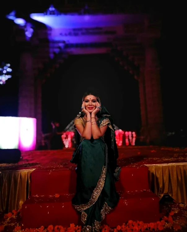 Gina Pistol a așteptat cu sufletul la gură să afle cărei echipe îi va oferi amuleta de 30.000 de euro