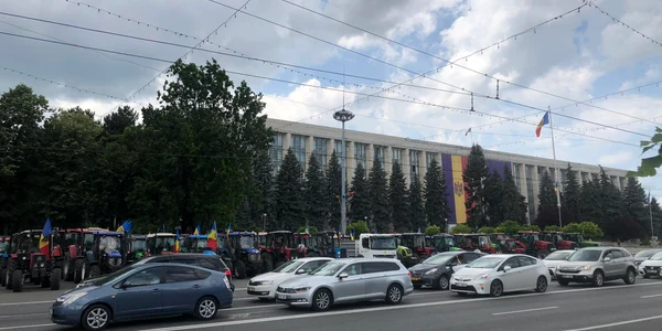 Protest Fermieri Chisinau FOTO Adevarul jpeg