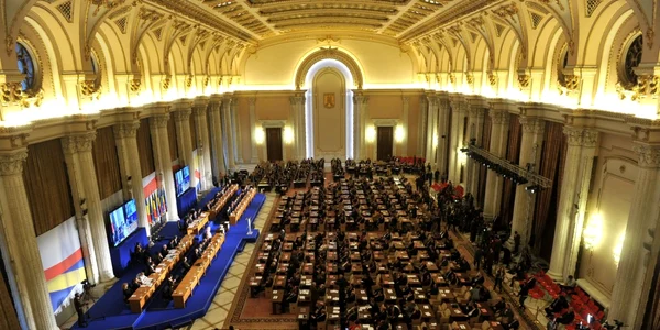Nu de revizuire mă tem, ci de perversităţile ei jpeg