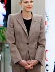 Prințesa Charlene de Monaco în haine prea largi   FOTO Palatul Princiar (1) jpg