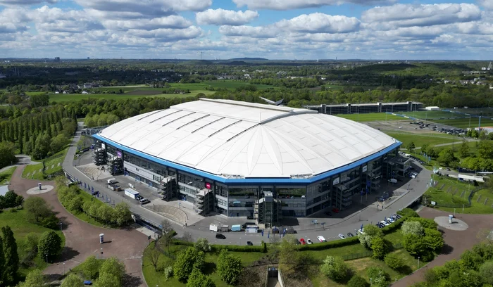 Veltins-Arena, stadionul lui Schalke 04 (FOTO: EPA)