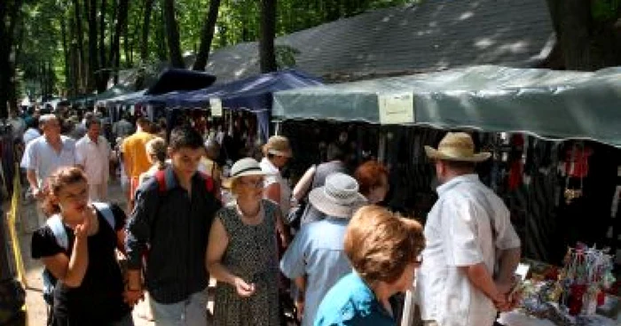 Botoşani: Festivalul cântecului, jocului, portului şi meşteşugului la a IV a ediţie
