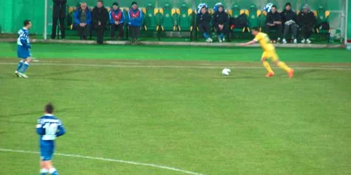 Elevii lui Hizo s-au făcut de râs în faţa propriilor suporterilor FOTO