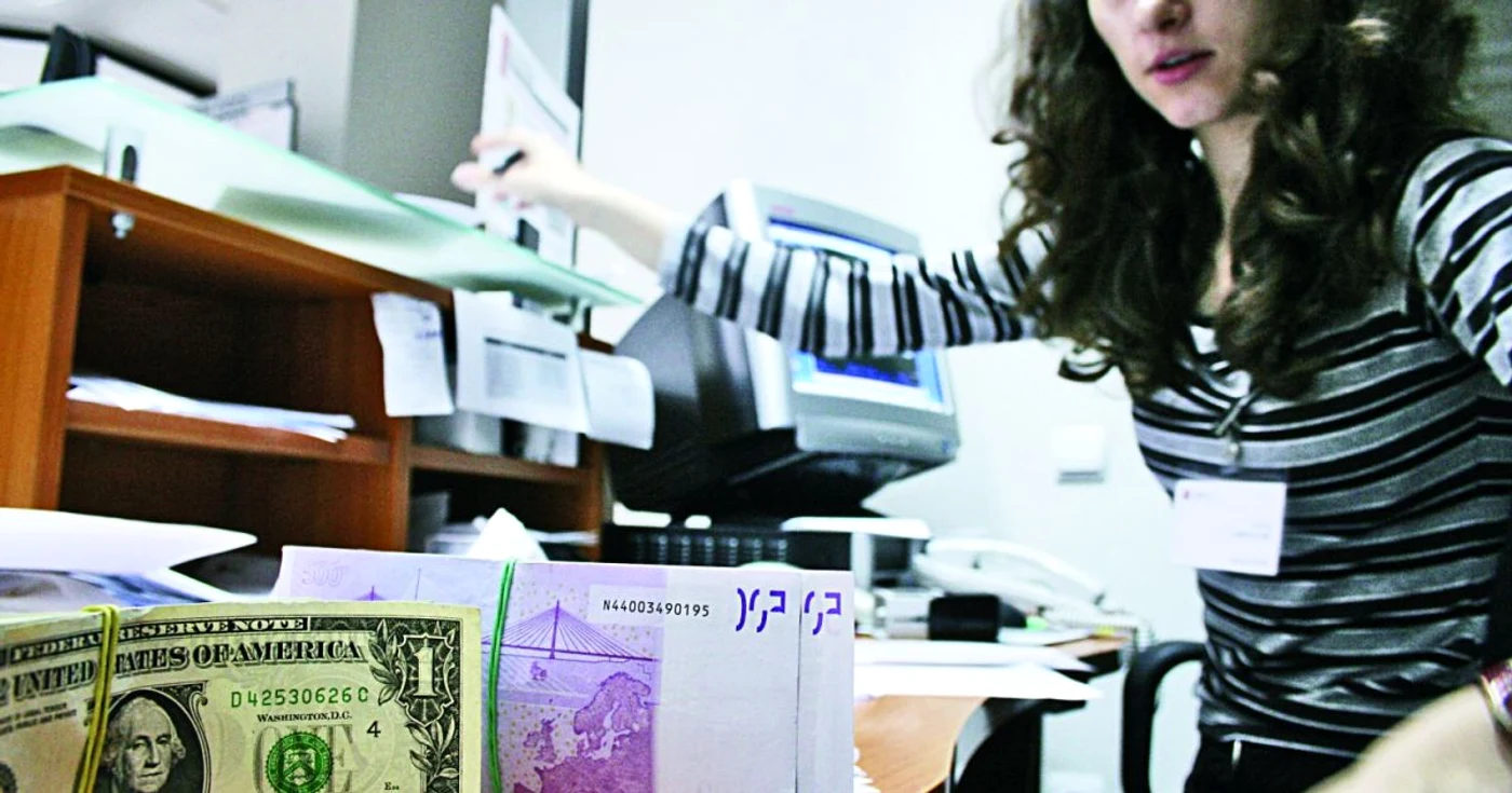 Curs valutar la bănci. Curs BNR azi