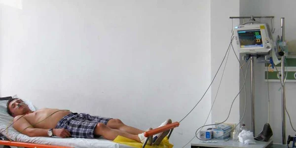 Tânărul le-a spus medicilor că a fumat o țigară (Arhivă)