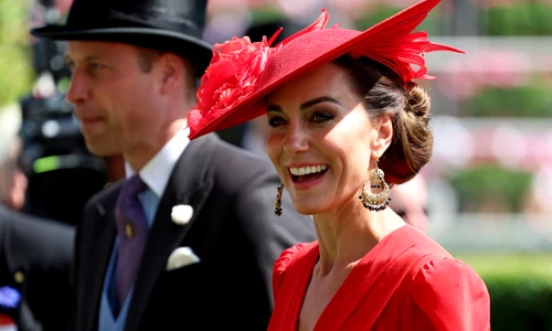 Kate Middleton în roșu, cu Prințul William, Getty Images jpg