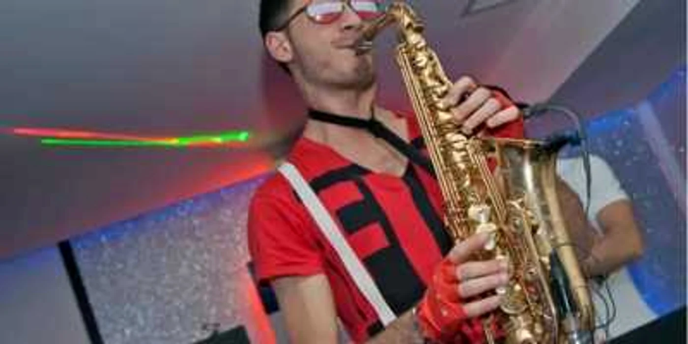 Alexx promite un show incendiar foto: arhivă personală