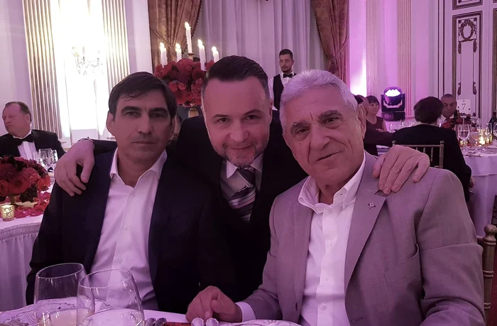 Printre invitaţi s-au numărat Victor Piţurcă şi Giovani Becali