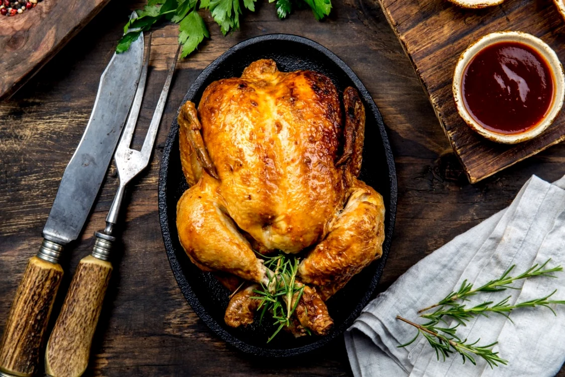 Puiul la cuptor, un preparat delicios FOTO Shutterstock