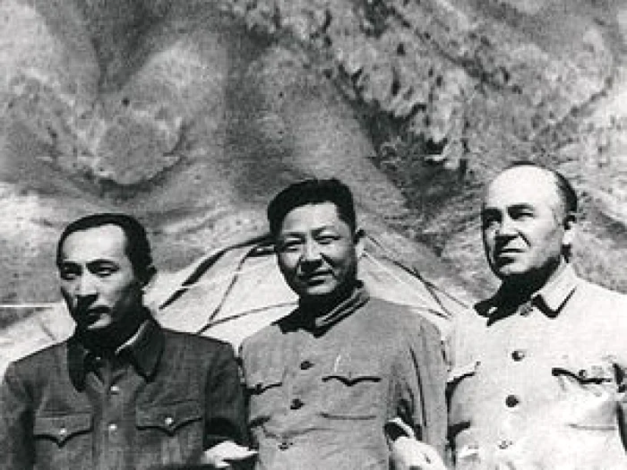 What Xi Jinping Learned—And Didn’t Learn—From His Father About Xinjiang