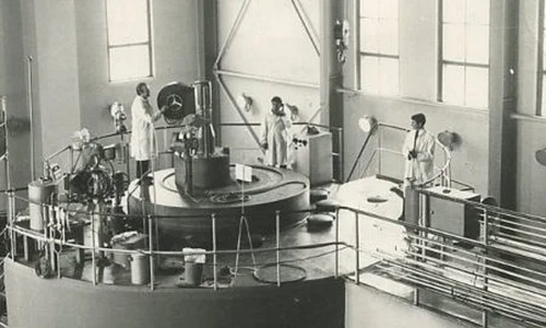 Reactor nuclear al Institutului de fizică atomică jpg