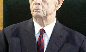 Regele Mihai nu  vine la înmormântare jpeg