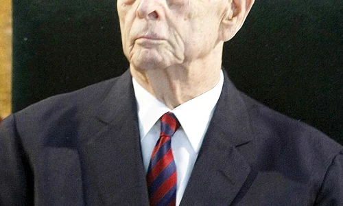 Regele Mihai nu  vine la înmormântare jpeg