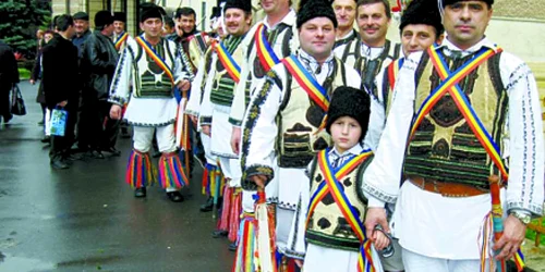 Căluşari şi instrumentişti
