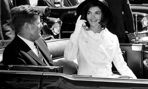 Jacqueline “Jackie” Kennedy Onassis Getty (2) jpg