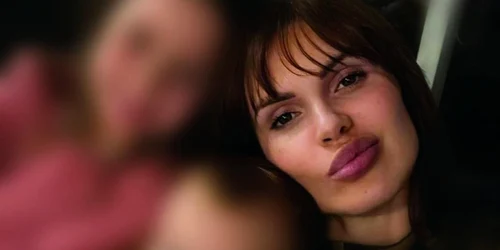 Iulia şi cei doi copii FOTO Facebook