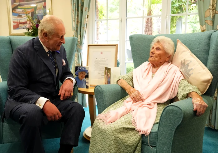 Regele Charles a vizitat cea mai vârstnică persoană din lume, profimedia 1038815063 jpg