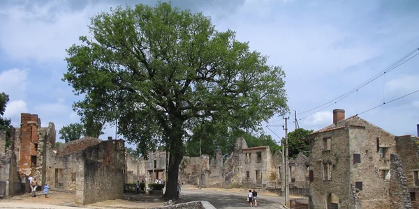 Oradour sur Glane Streets 1290 jpg