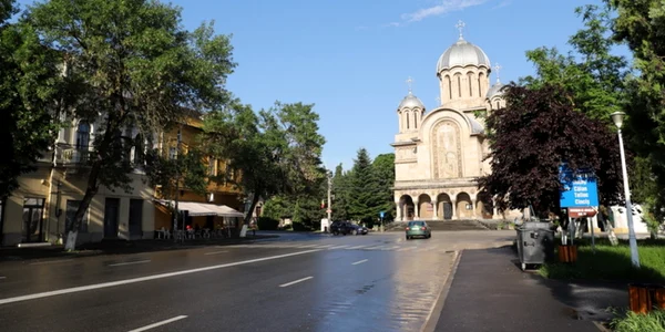 centrul vechi al hunedoarei si castelul corvinilor