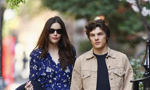 livtylernewmantheowennerleavemorandiqxslzhqz6b4l jpeg