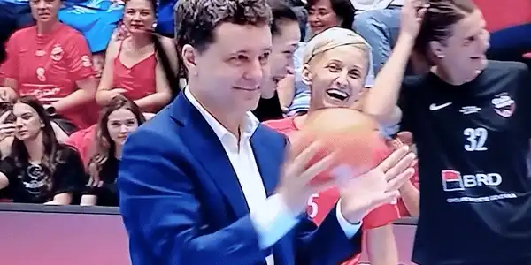 nicusor neagu gif