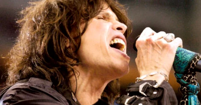 Steven Tyler, pe placul fanilor  Aerosmith