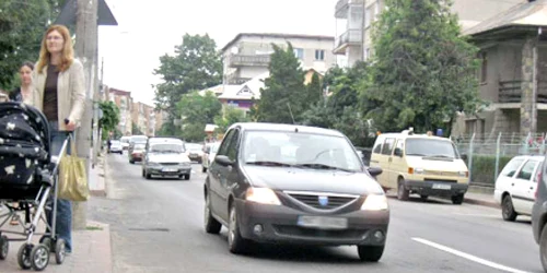 Străzile din Piatra Neamţ sunt aglomerate la orele de vârf