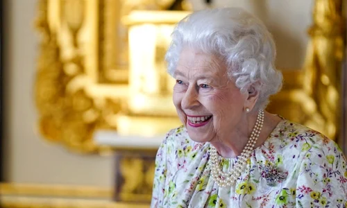 Regina Elisabeta a II-a 