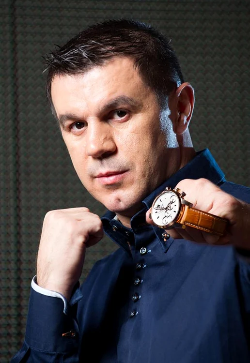 Mihai Leu nu se zgârceşte când vine vorba de haine, dar nici nu aruncă banii pe articole de îmbrăcăminte foarte scumpeCaptură Prima TV