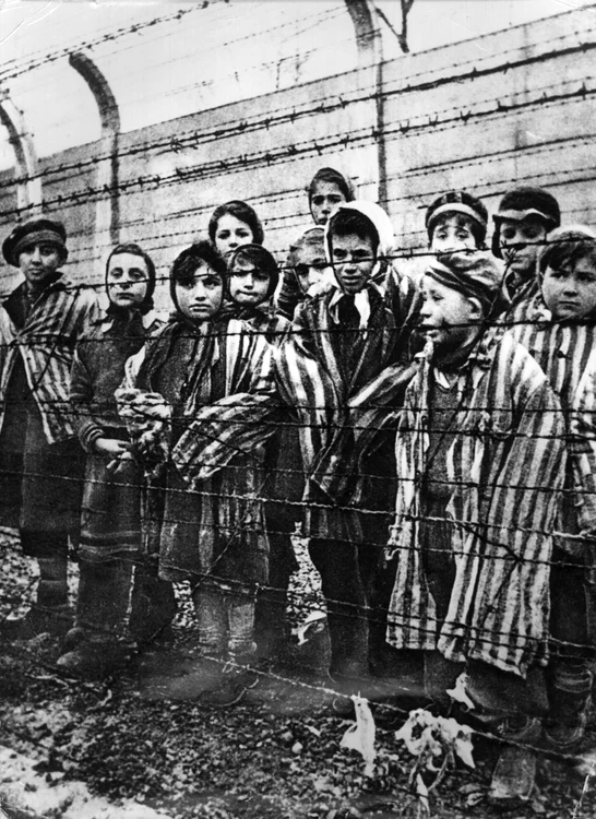 Prizonieri evrei la Auschwitz