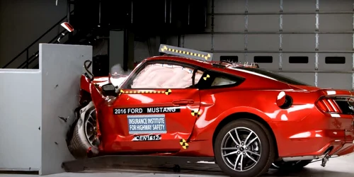 Teste impact IIHS