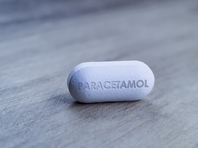 Când devine paracetamolul mortal. Semnele intoxicației cu cel mai popular medicament pentru răceală