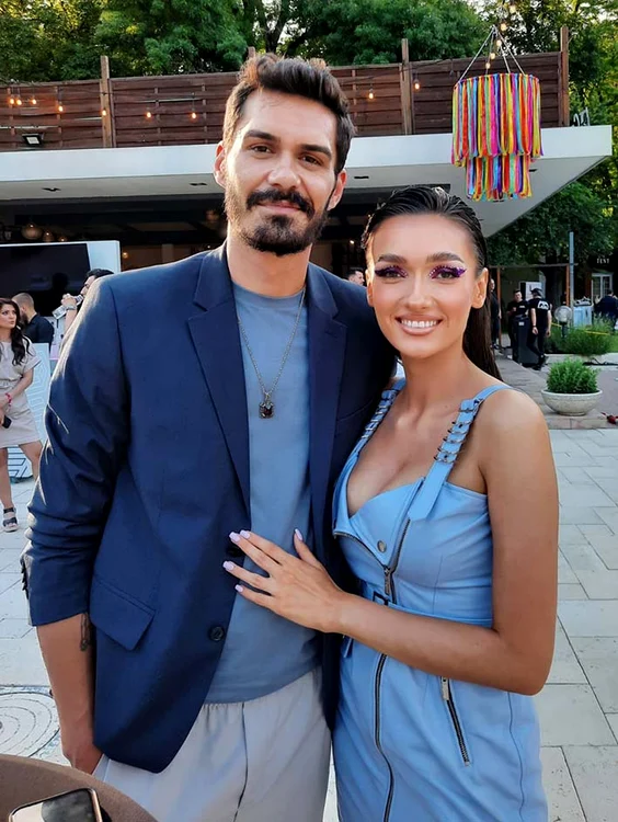 Viviana Sposub și George Burcea sunt un cuplu sexy