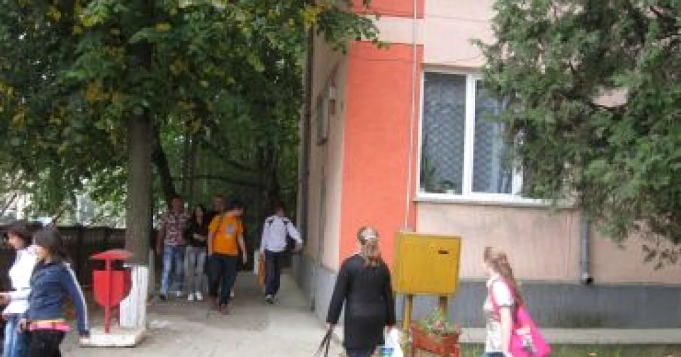 Botoşani: Zeci de copii săraci au renunţat la şcoală