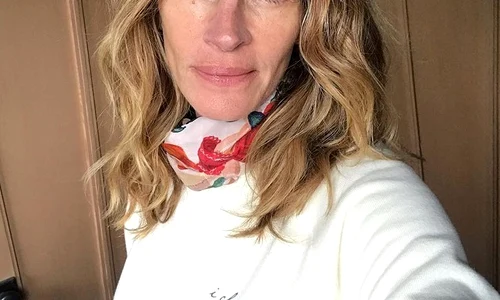 1 julia roberts in autoizolare jpg jpeg