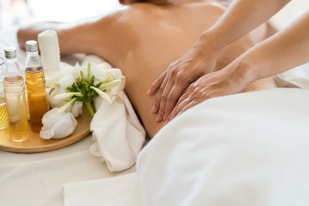 Dosarul femeii desfigurate într-un spa din Brașov ajunge în instanță după patru ani: „Mă simt o problemă administrativă, nu un om”