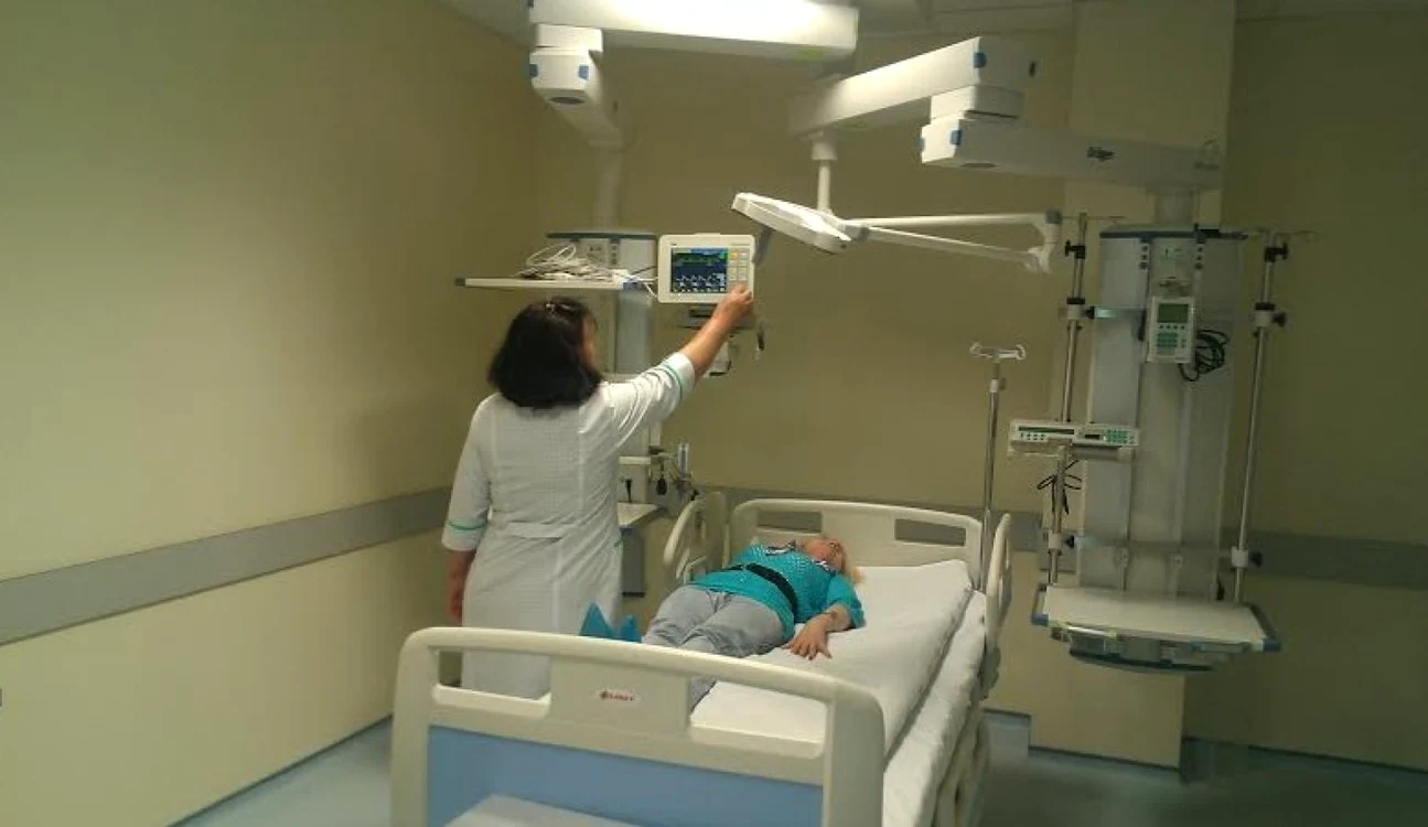 Primele operaţii vor fi făcute în sălile de chirurgie oftalmologică şi hepatică Foto: Andrei Rizescu
