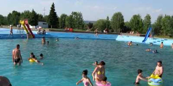 Târgovişte: Vară secetoasă pentru piscinele private